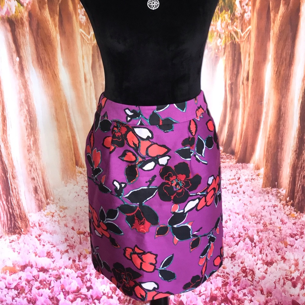 N.W. 3 Lined Floral Skirt